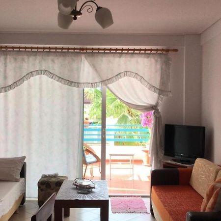Meni'S Family Apartament Саранда Экстерьер фото