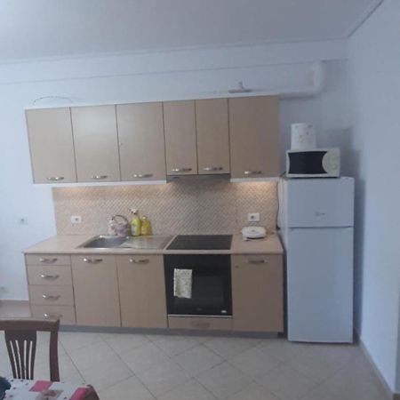 Meni'S Family Apartament Саранда Экстерьер фото