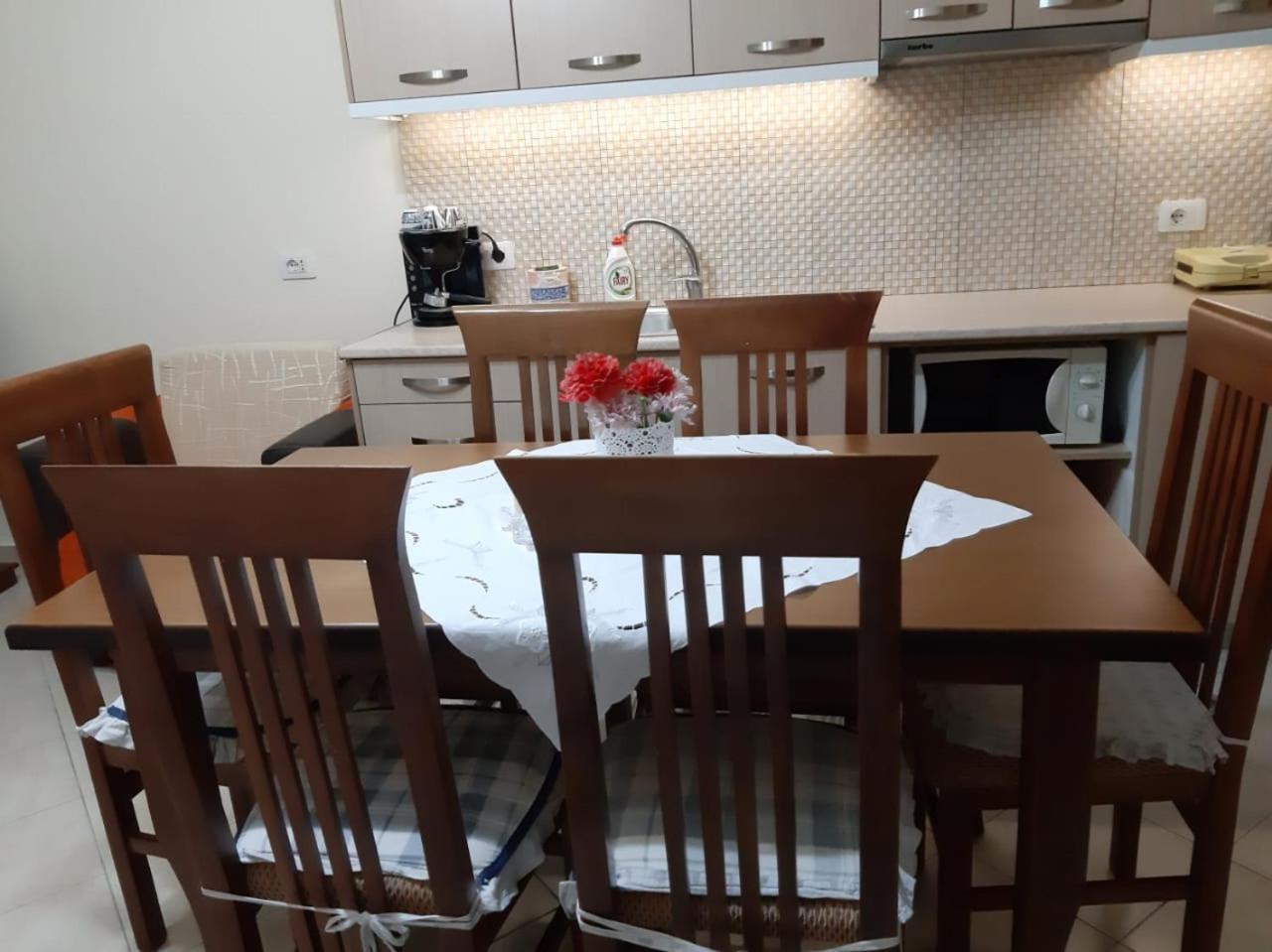 Meni'S Family Apartament Саранда Экстерьер фото